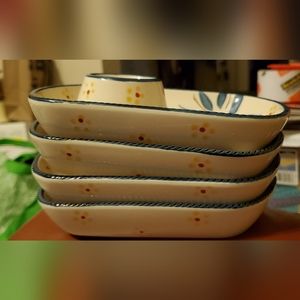 Temptations Old World Blue 4 Snack Caddies New.